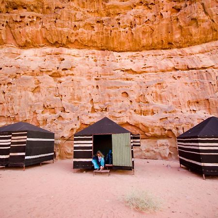 Wadi Rum Fire Camp Екстериор снимка