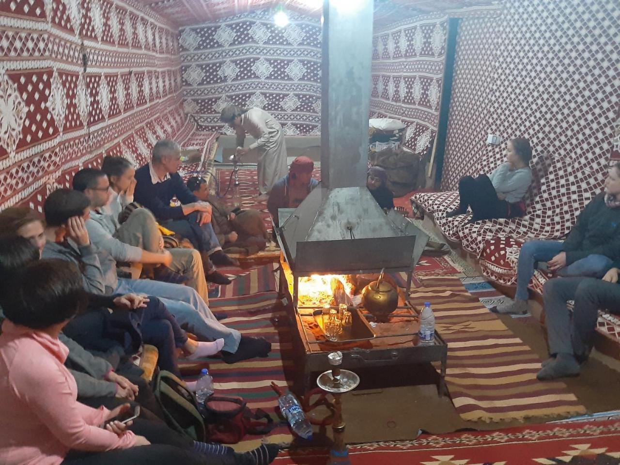 Wadi Rum Fire Camp Екстериор снимка